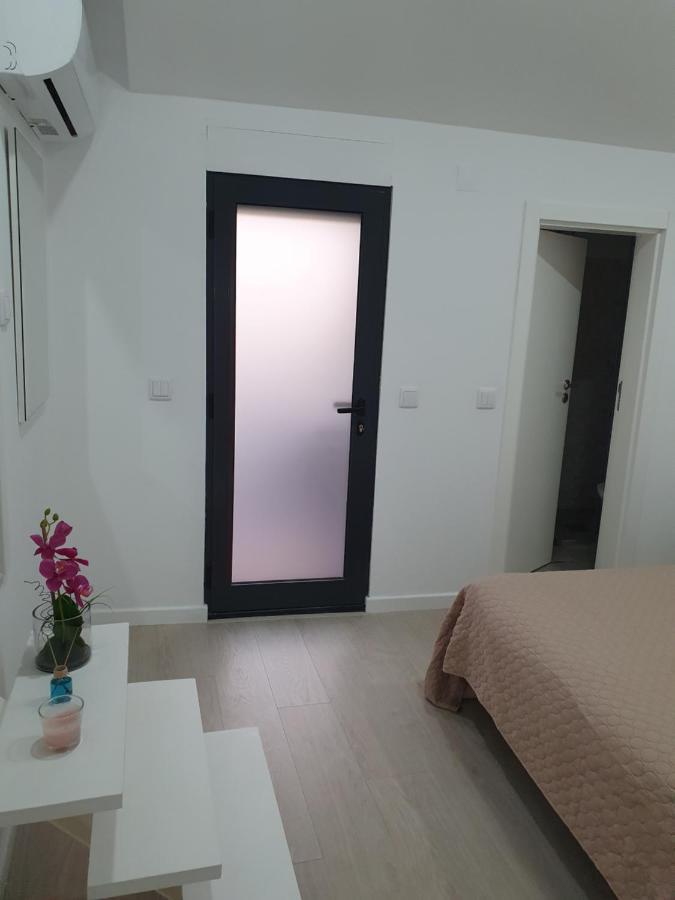Vivenda Novinha/Anexo Vila Quinta do Conde Exterior foto